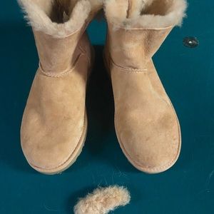 UGG Boots Ladies Size 8 Pink